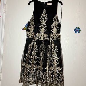 Medium black & gold dress